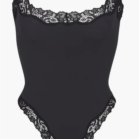 Fits Everybody Lace Cami Bodysuit size small - Picture 3 of 3